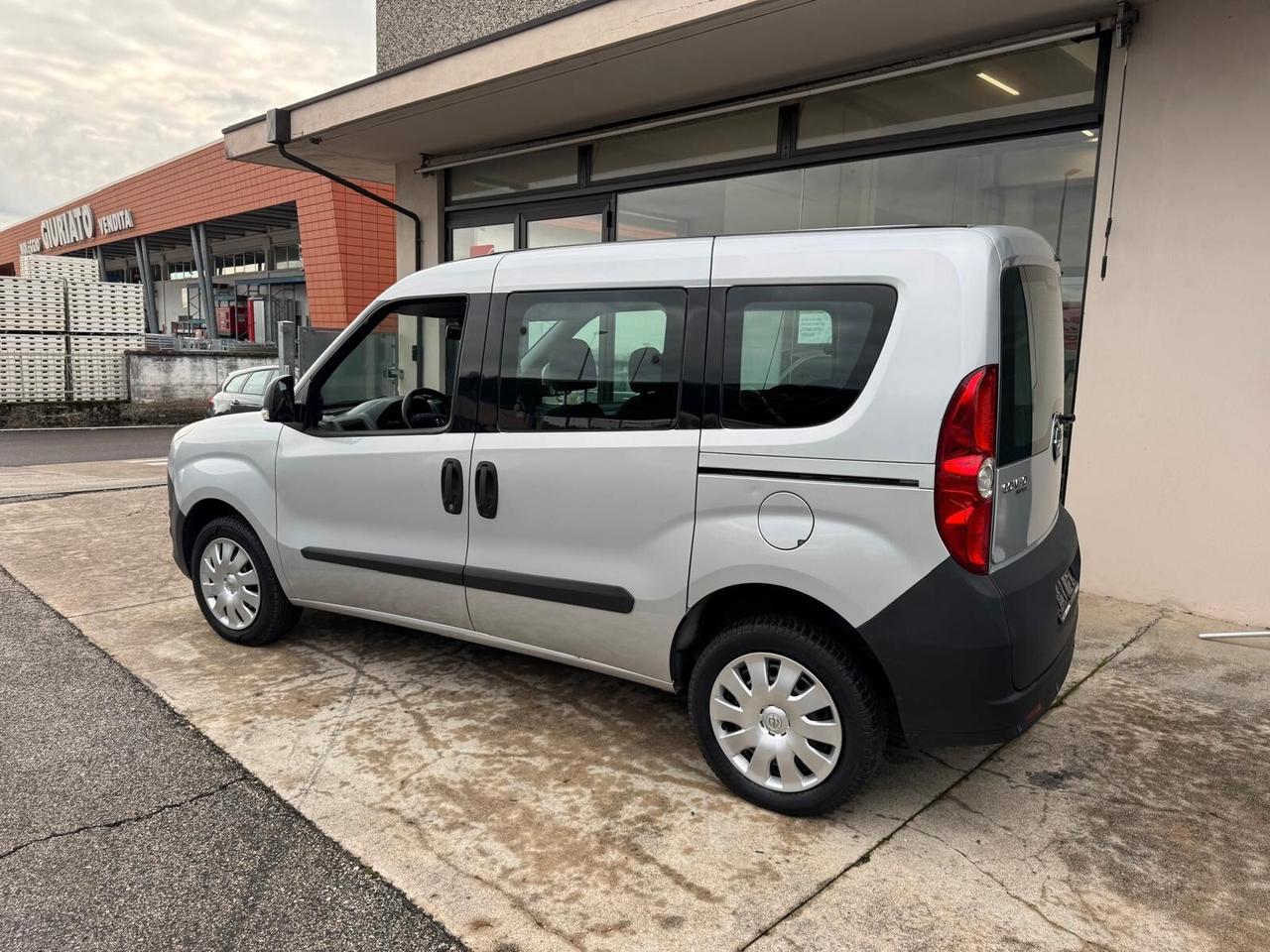 Opel Combo 1.4 95CV PC-TN Elective