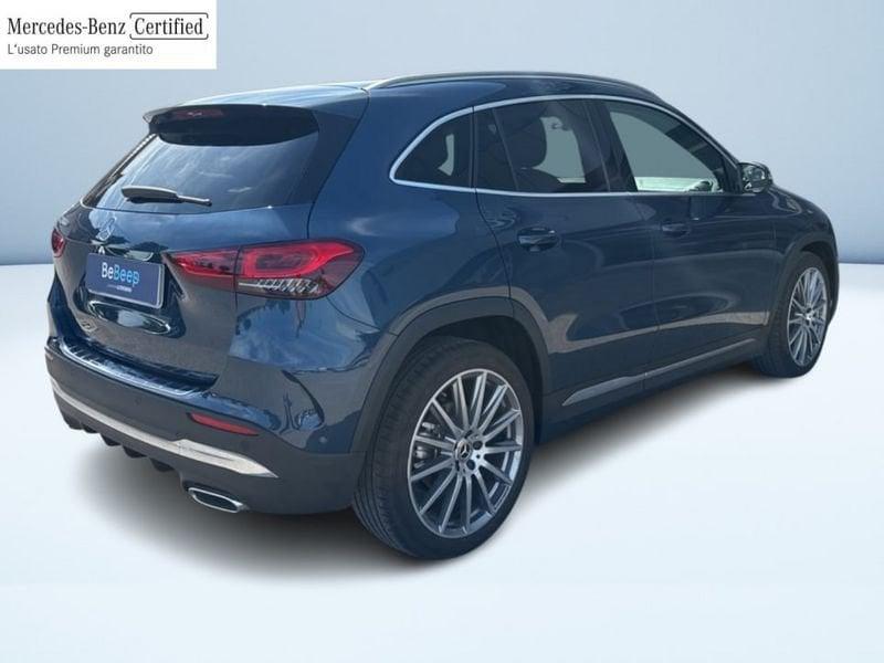 Mercedes-Benz GLA 200 D PREMIUM AUTO
