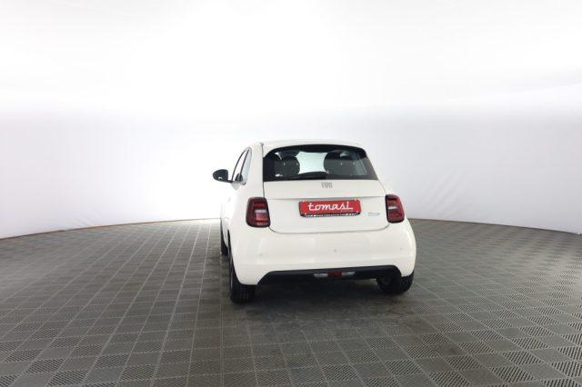 FIAT 500e 500 Icon + Berlina