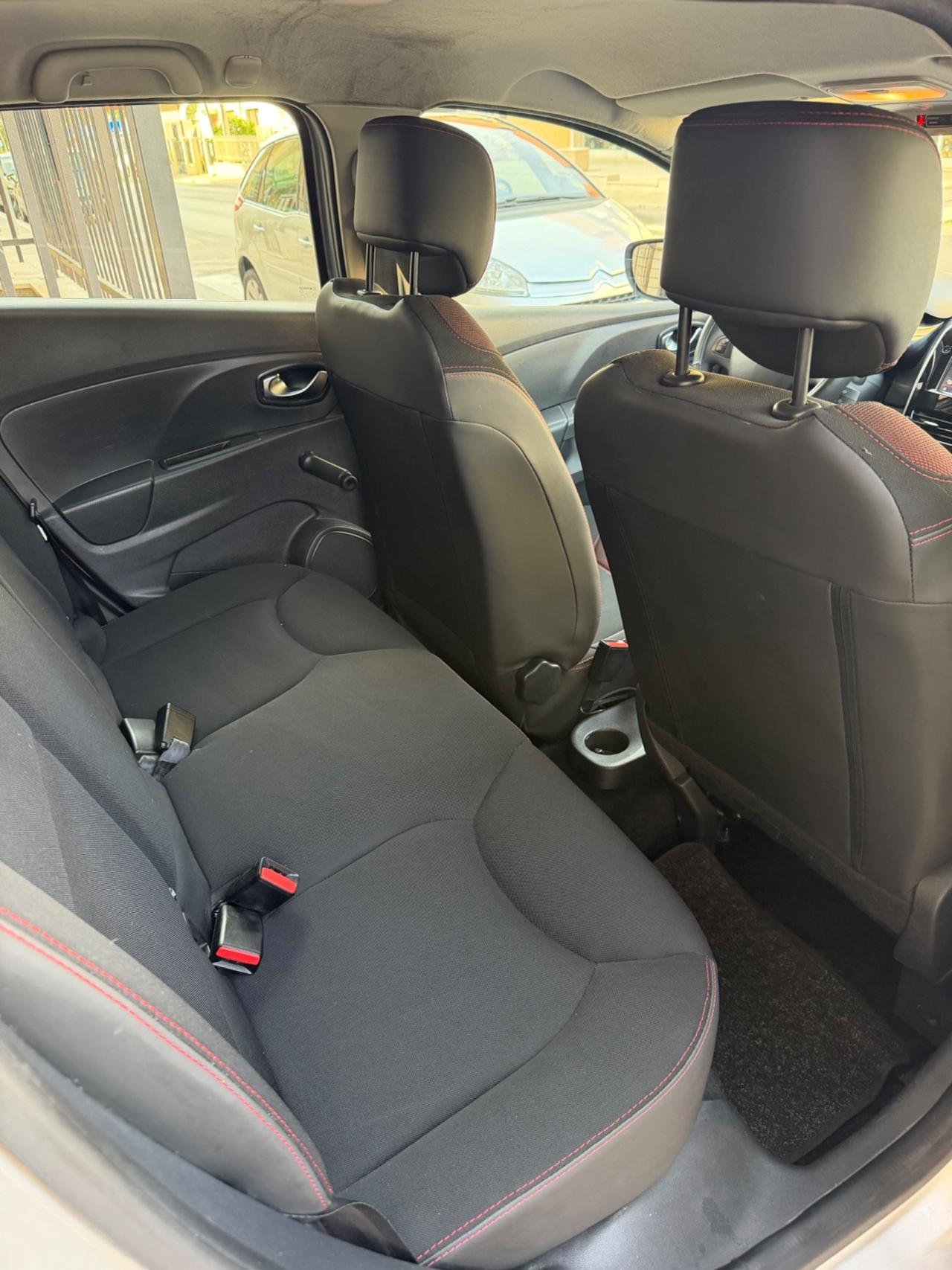 Renault Clio Sporter 1.5 dCi 8V 75CV Live