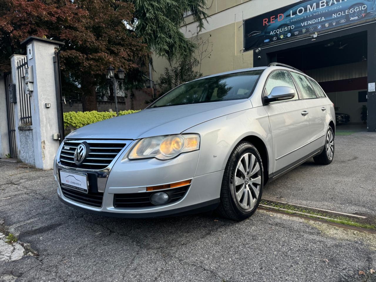 Volkswagen Passat 2.0 TDI 110CV DPF Trend. Bluemot.