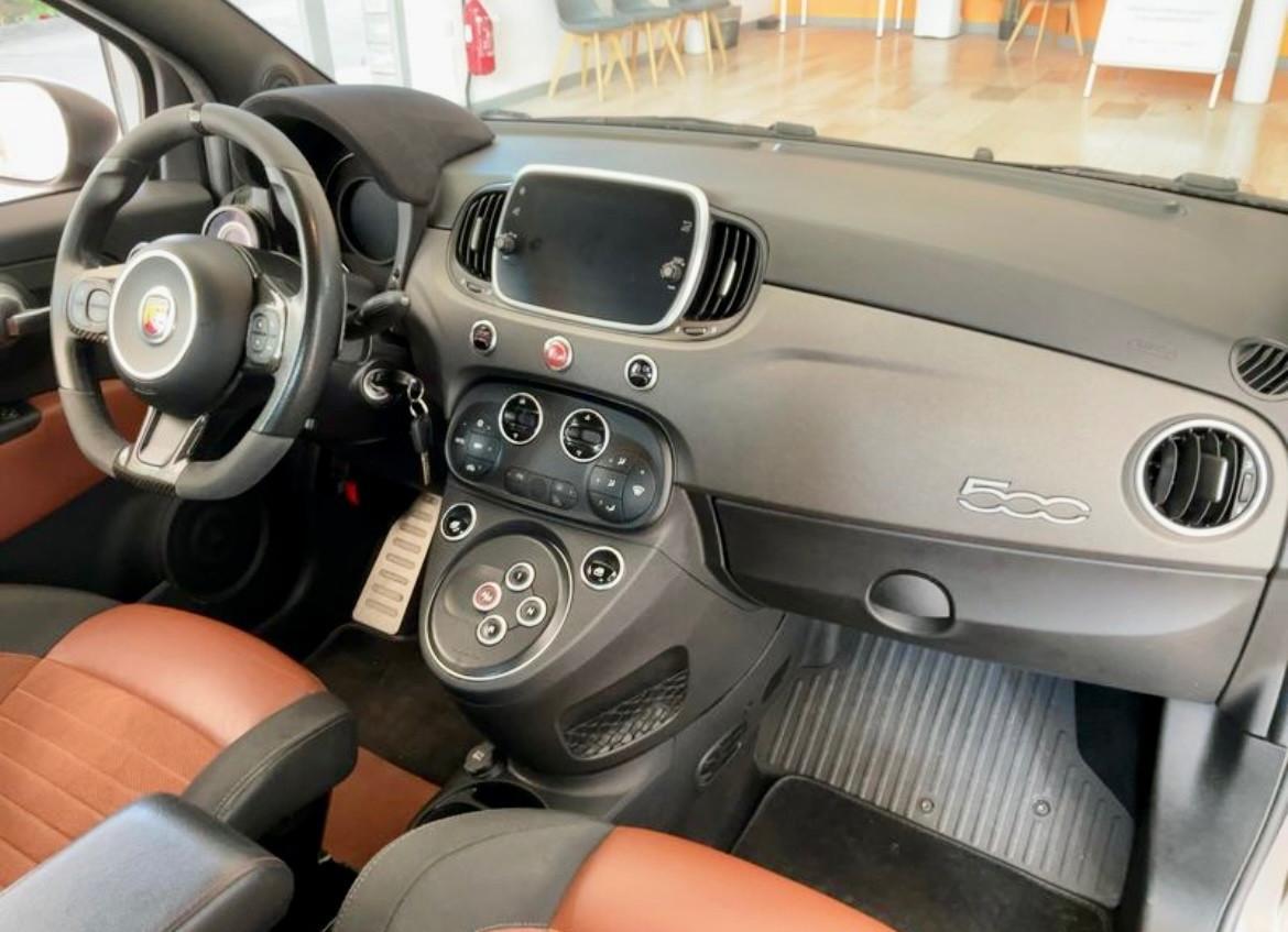 Abarth 595 C 1.4 Turbo T-Jet 180 CV Competizione