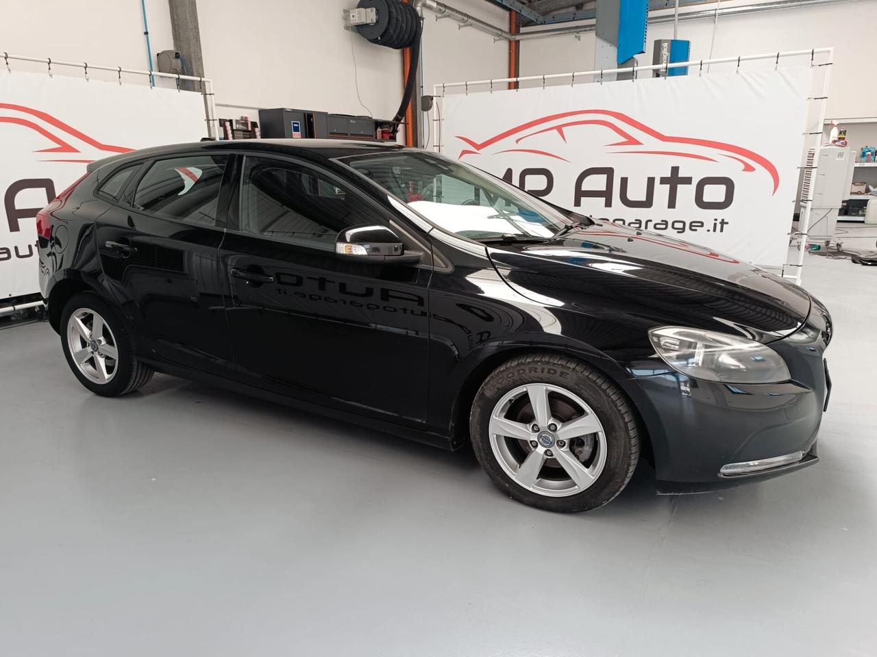 Volvo V40 D2 1.6 Momentum
