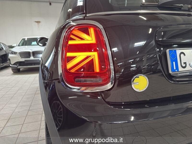 MINI Mini Full Electric Mini F56 2021 Full Electric Mini 3p Cooper SE Essential auto