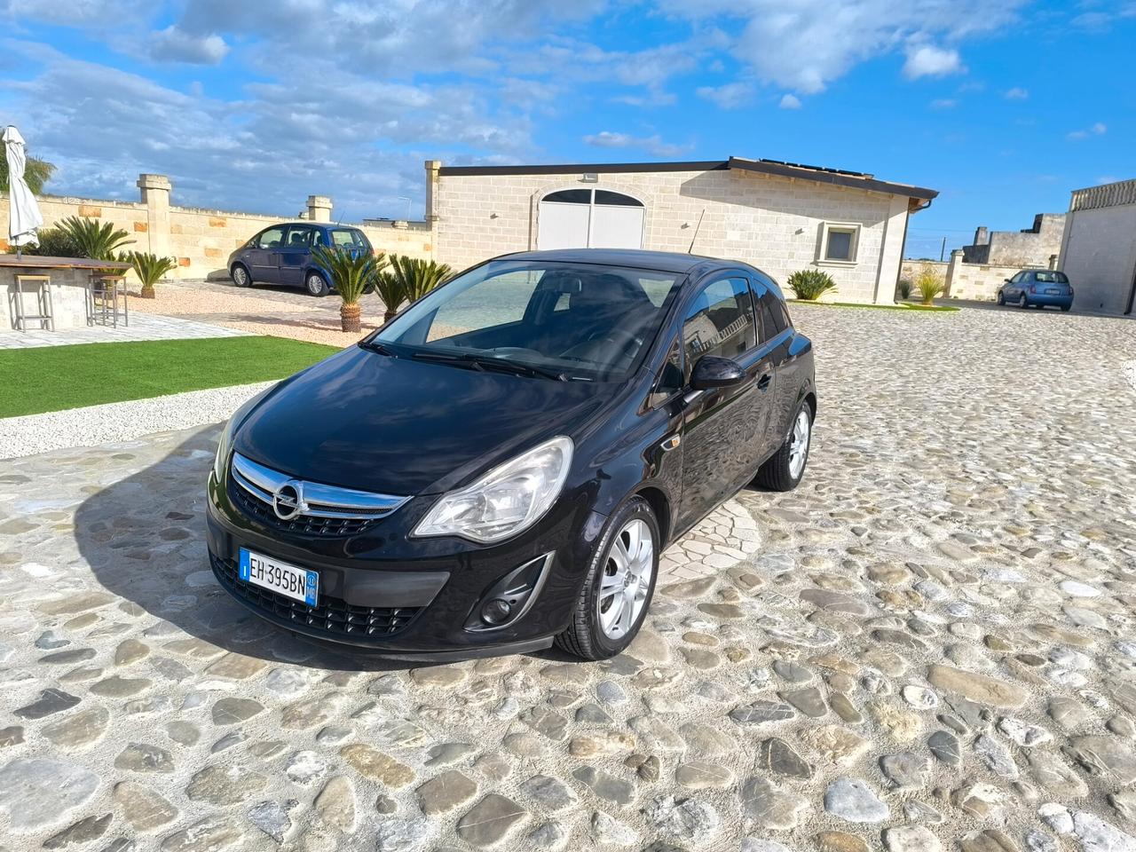 Opel Corsa 1.2 perfetta full optional