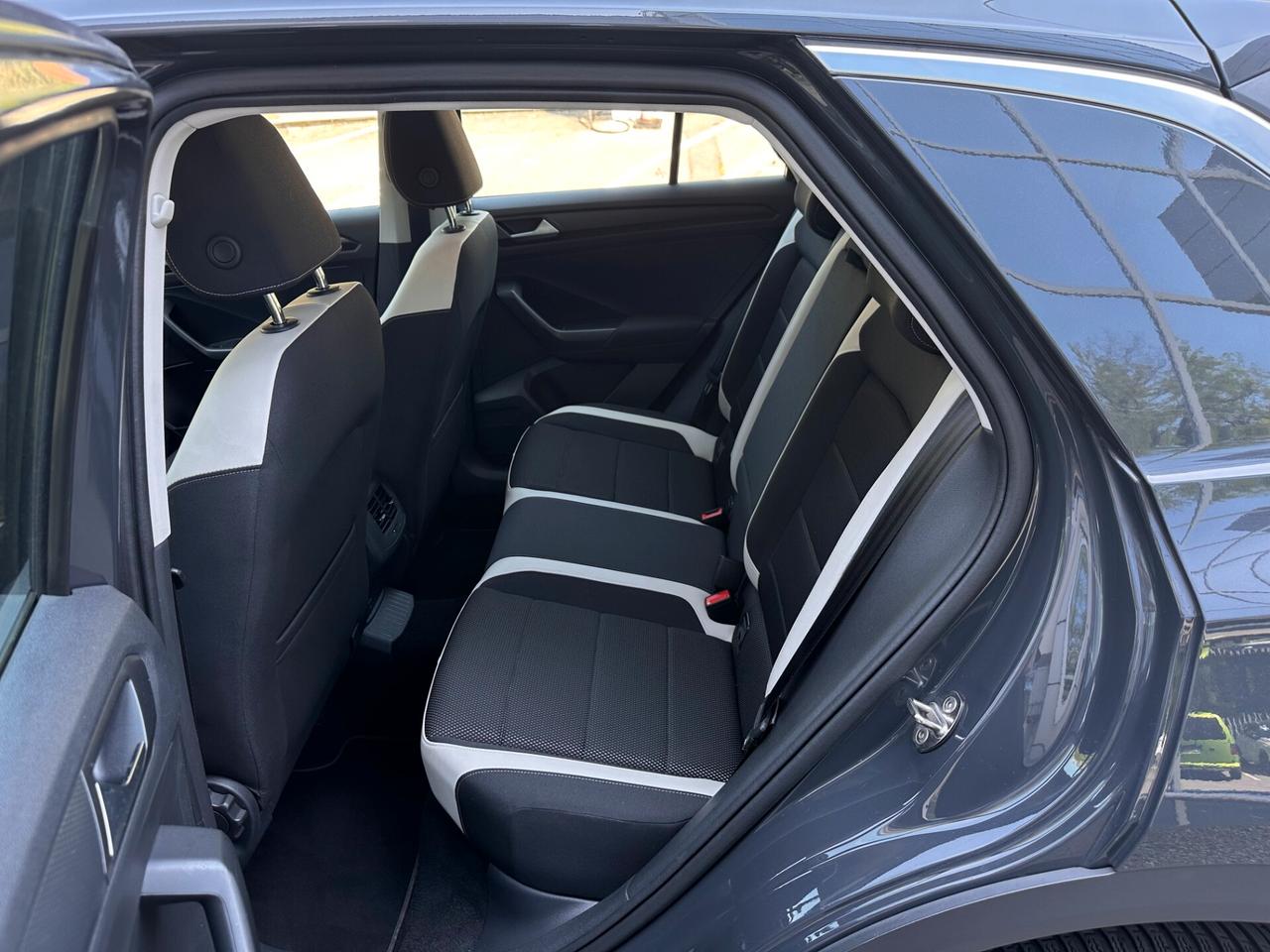 Volkswagen T-Roc 2.0 TDI SCR 4MOTION Advanced BlueMotion Technology