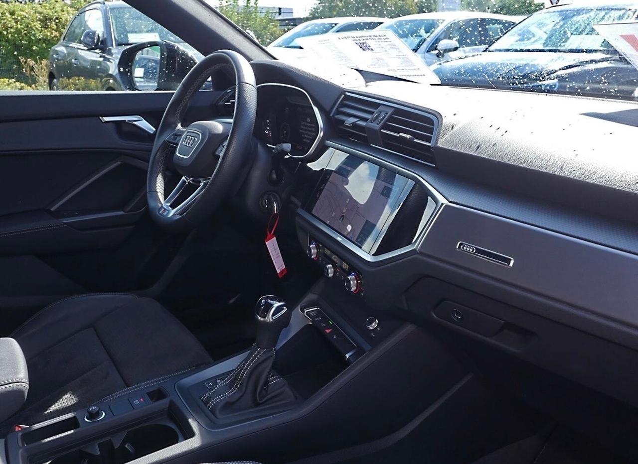 Audi Q3 SPB 45 TFSI e S tronic S line
