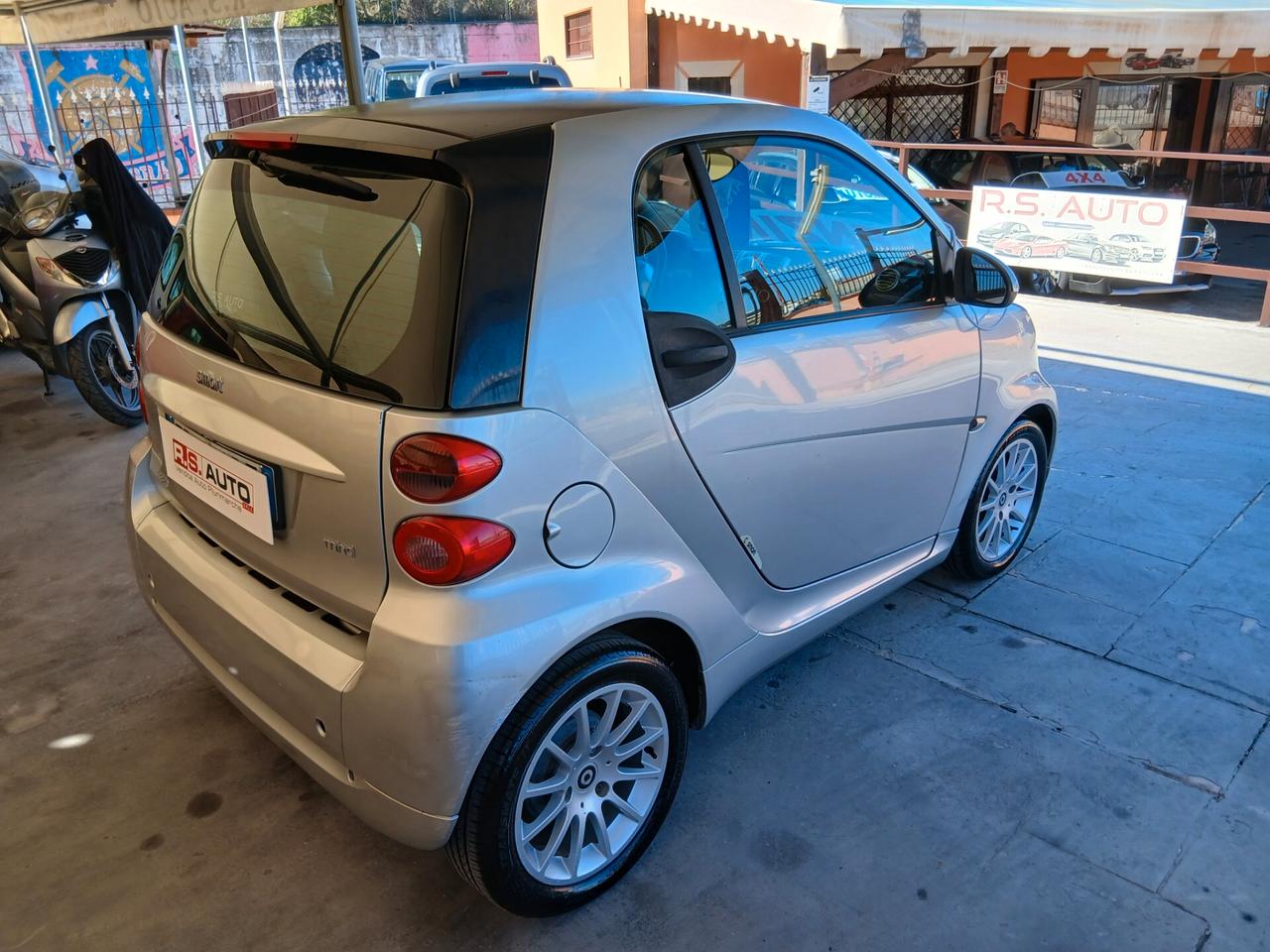 Smart ForTwo 1000 mhd idroguida clima 2011