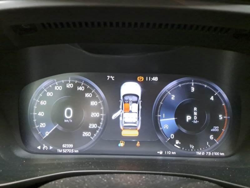 Volvo XC40 2.0 D4 Business Plus AWD Geartronic