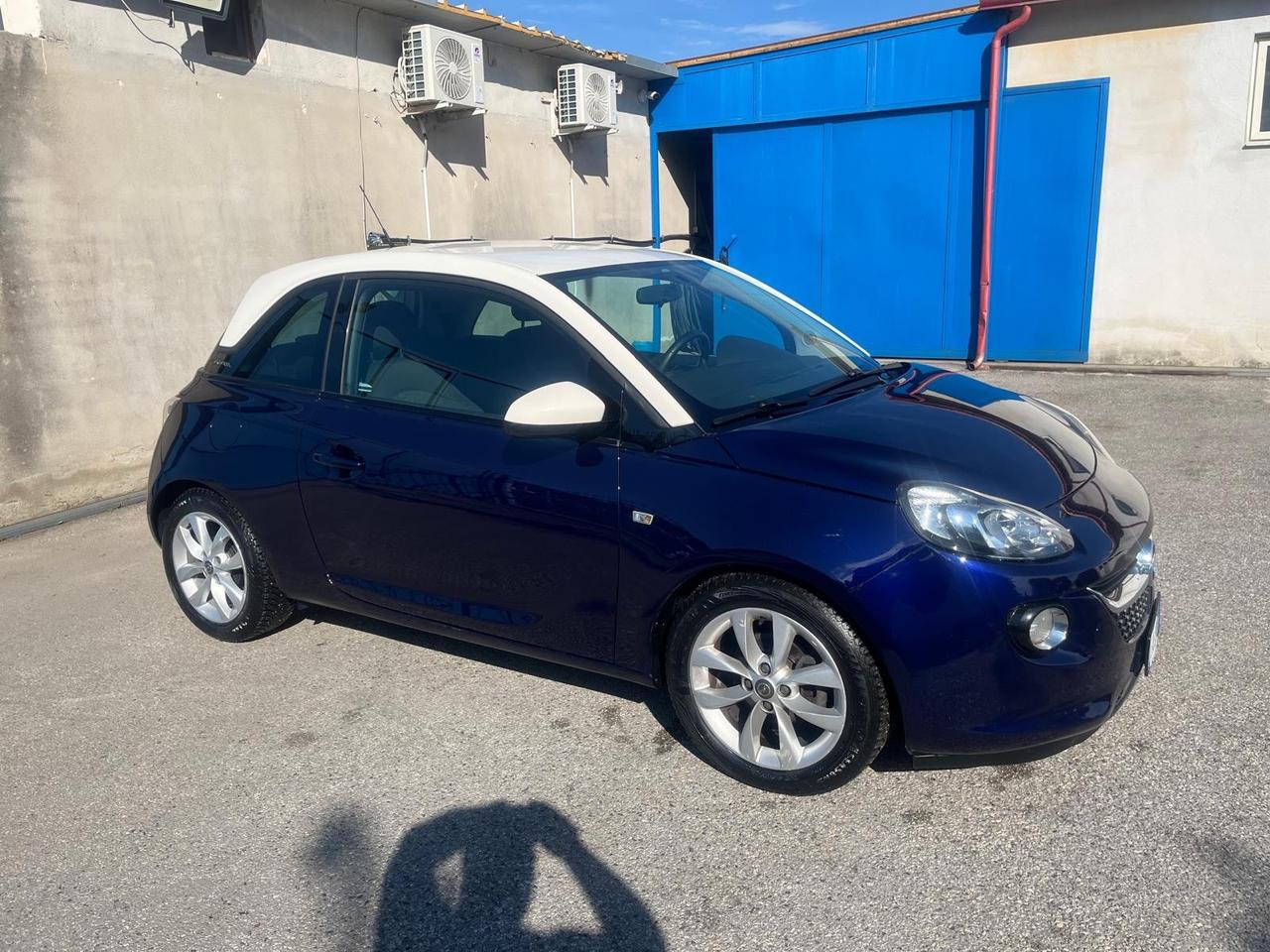 Opel adam 1.2 benz- full- km 77000-2015