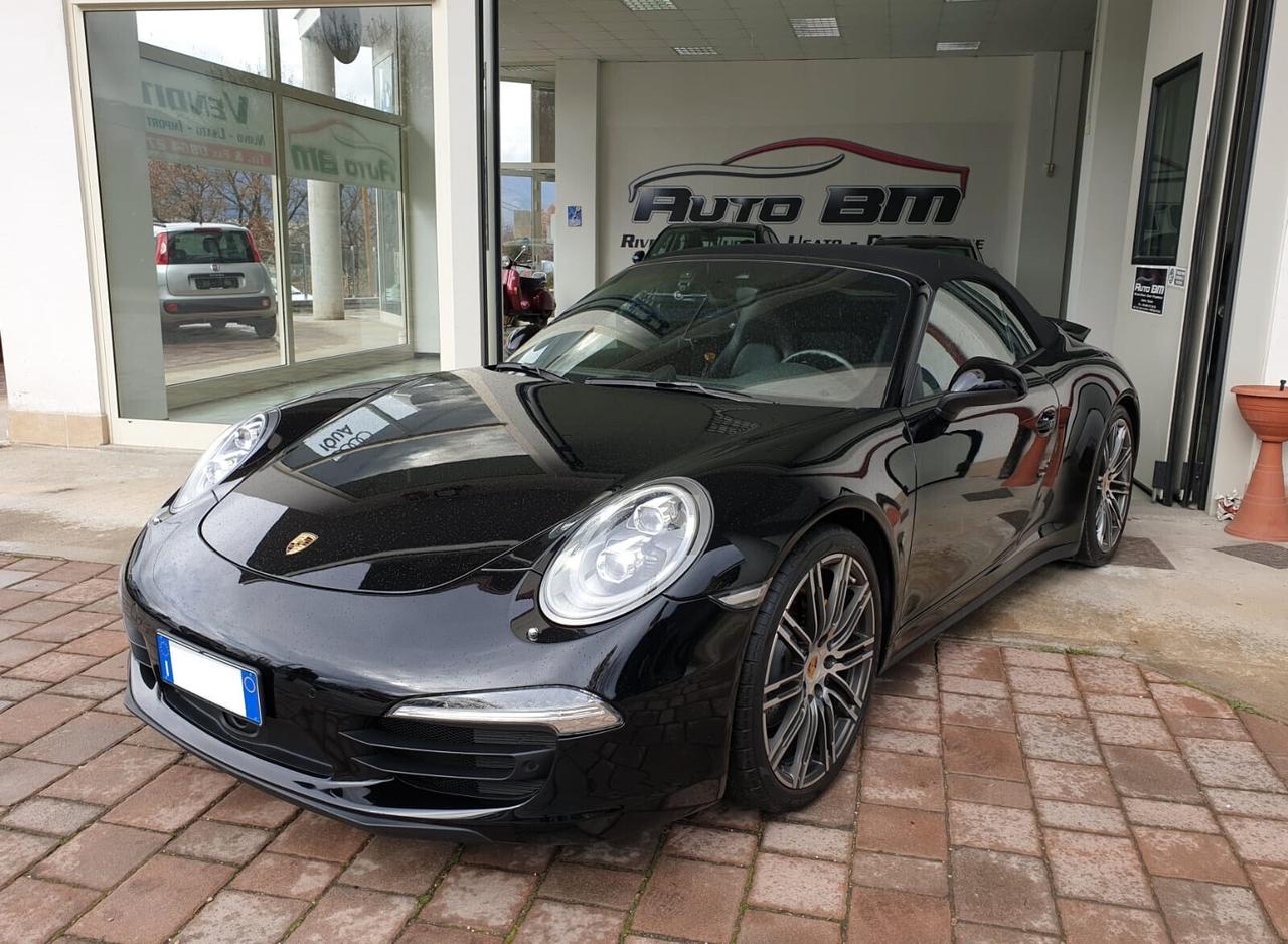 Porsche 911 3.4 Carrera 4 Cabriolet