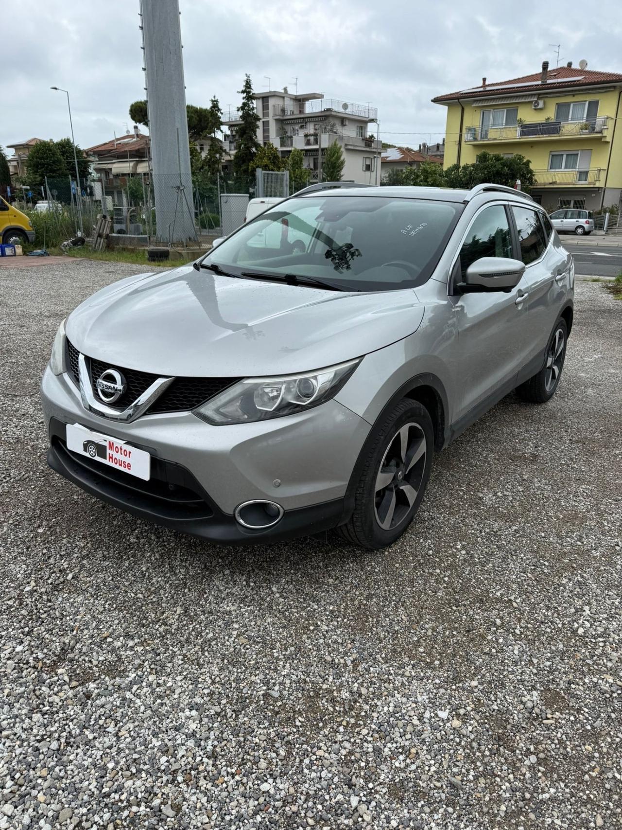 Nissan Qashqai 1.5 dCi DPF Tekna