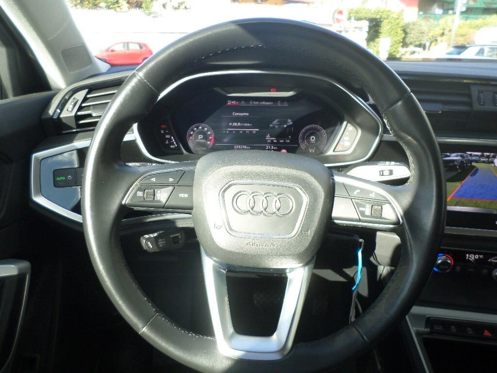 Audi Q3 SPB 35 TFSI S line edition