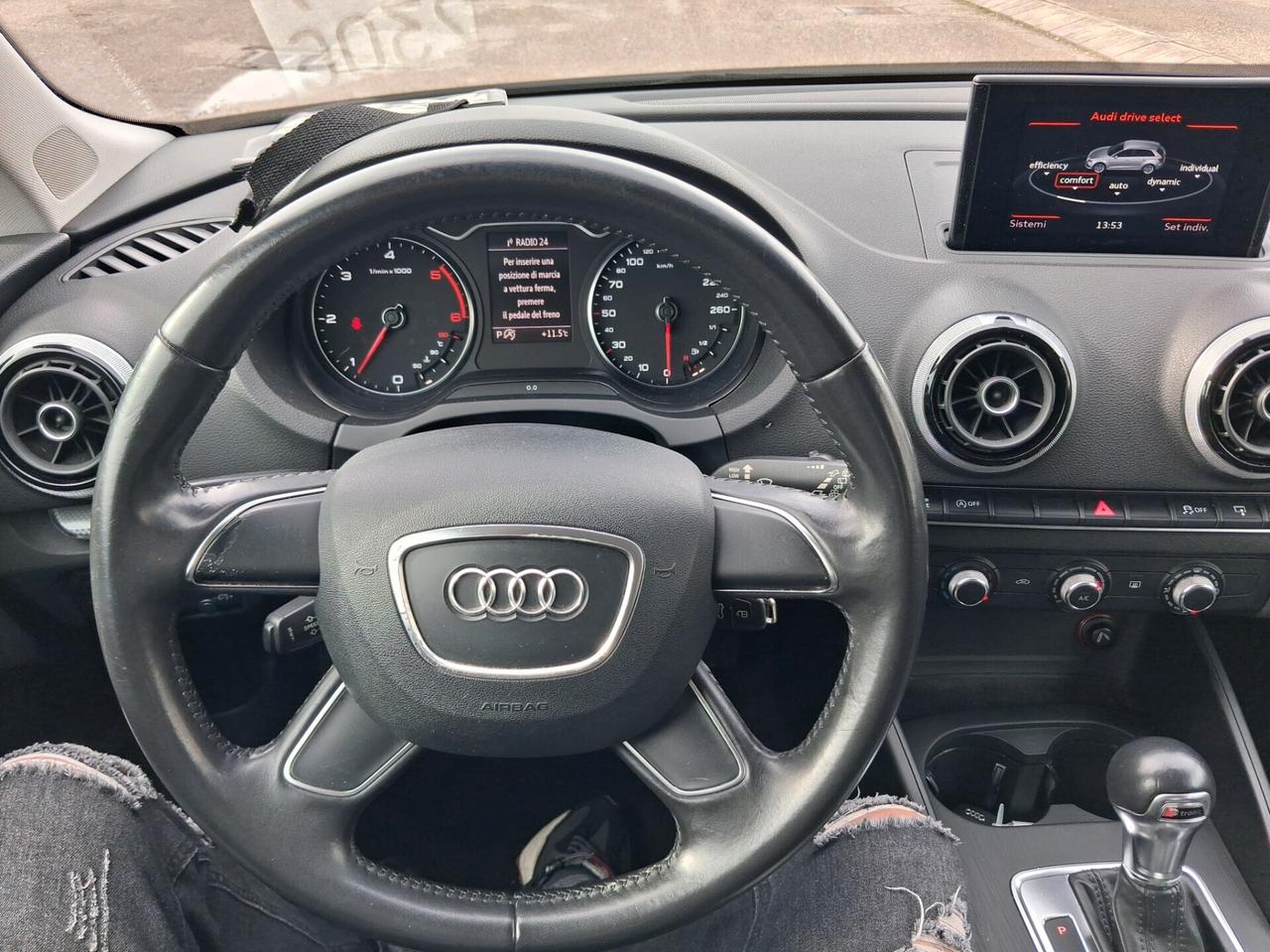 Audi A3 1.6 TDI clean diesel S tronic Ambiente