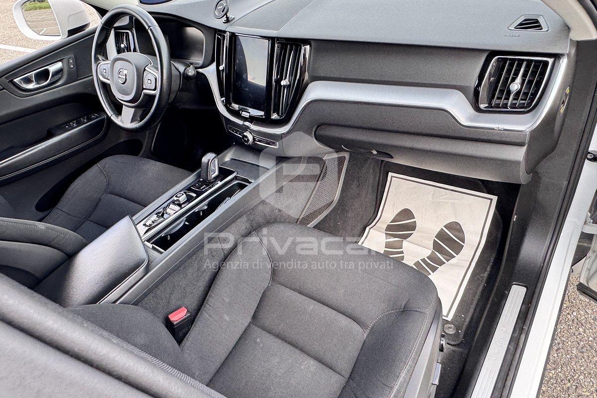 VOLVO XC60 B4 (d) AWD Geartronic Business