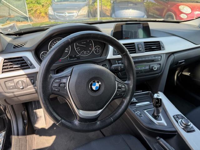 Bmw 318 318d Touring Luxury automatica
