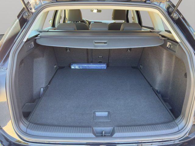 VOLKSWAGEN Golf Variant 2.0 TDI SCR DSG Life 116cv