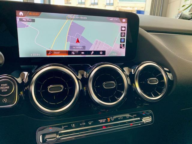 Mercedes-Benz GLA 200 GLA 200d Sport Plus auto