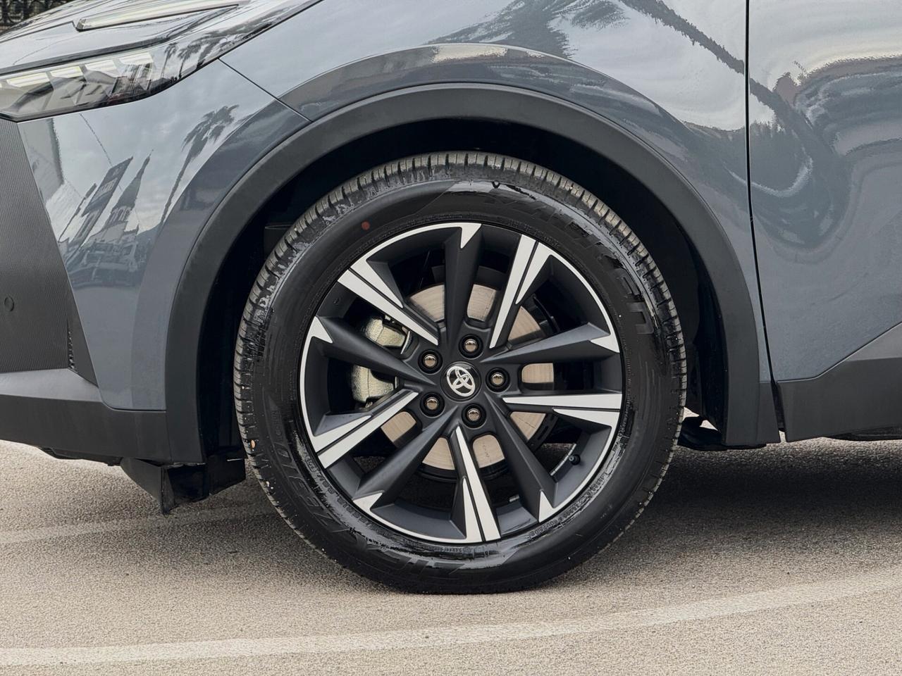 Toyota C-HR 1.8 HEV Trend FWD E-CVT 140CV