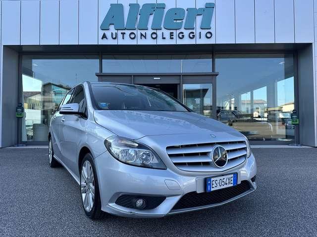 Mercedes-Benz B 180 B 180 cdi Executive 109cv E5B 6/M Clima '17 Camera