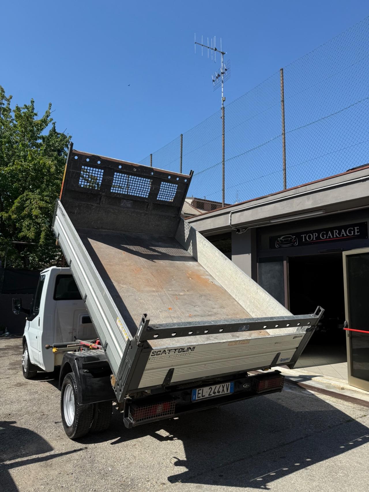 Ford Transit/Tourneo/Bus Transit 350S 2.4 TDCi PC-RG Cassone ribaltabile trilaterale