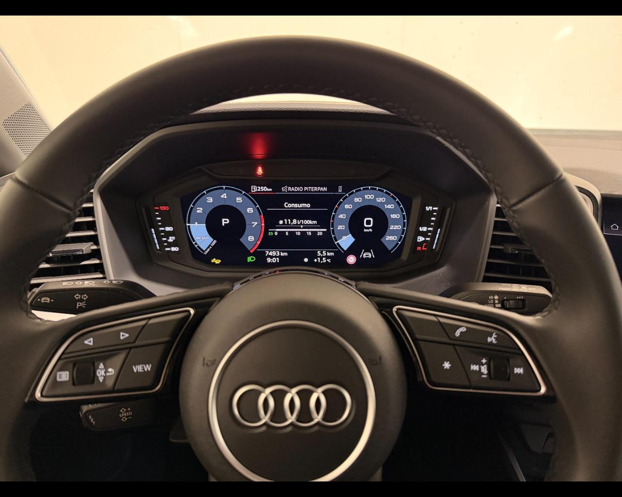 AUDI A1 SPORTBACK 25 TFSI S-TRONIC ADVANCED