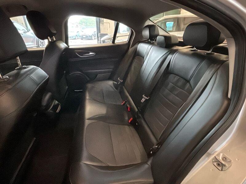 Alfa Romeo Giulia Giulia 2.2 Turbodiesel 150 CV AT8 Business