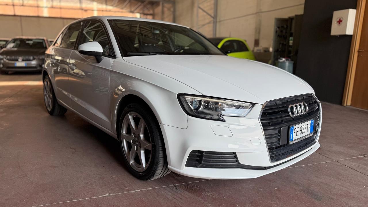 Audi A3 SPB 1.6 TDI S tronic Sport