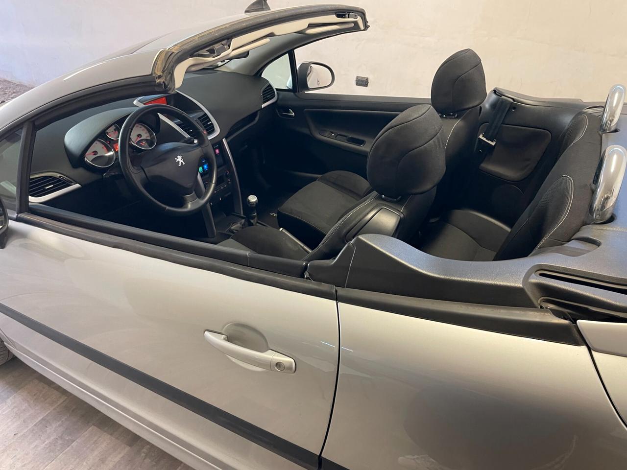 Peugeot 207 1.6 HDI 110CV CC Cabrio Féline tagliandata distribuzione