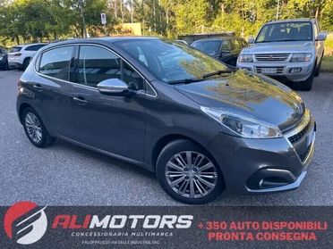 Peugeot 208 PureTech 82 5 porte Allure*solo 40000km*NAVI*NEOPATENTATI