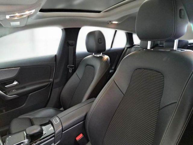 MERCEDES-BENZ CLA 200 d Automatic Shooting Brake Sport