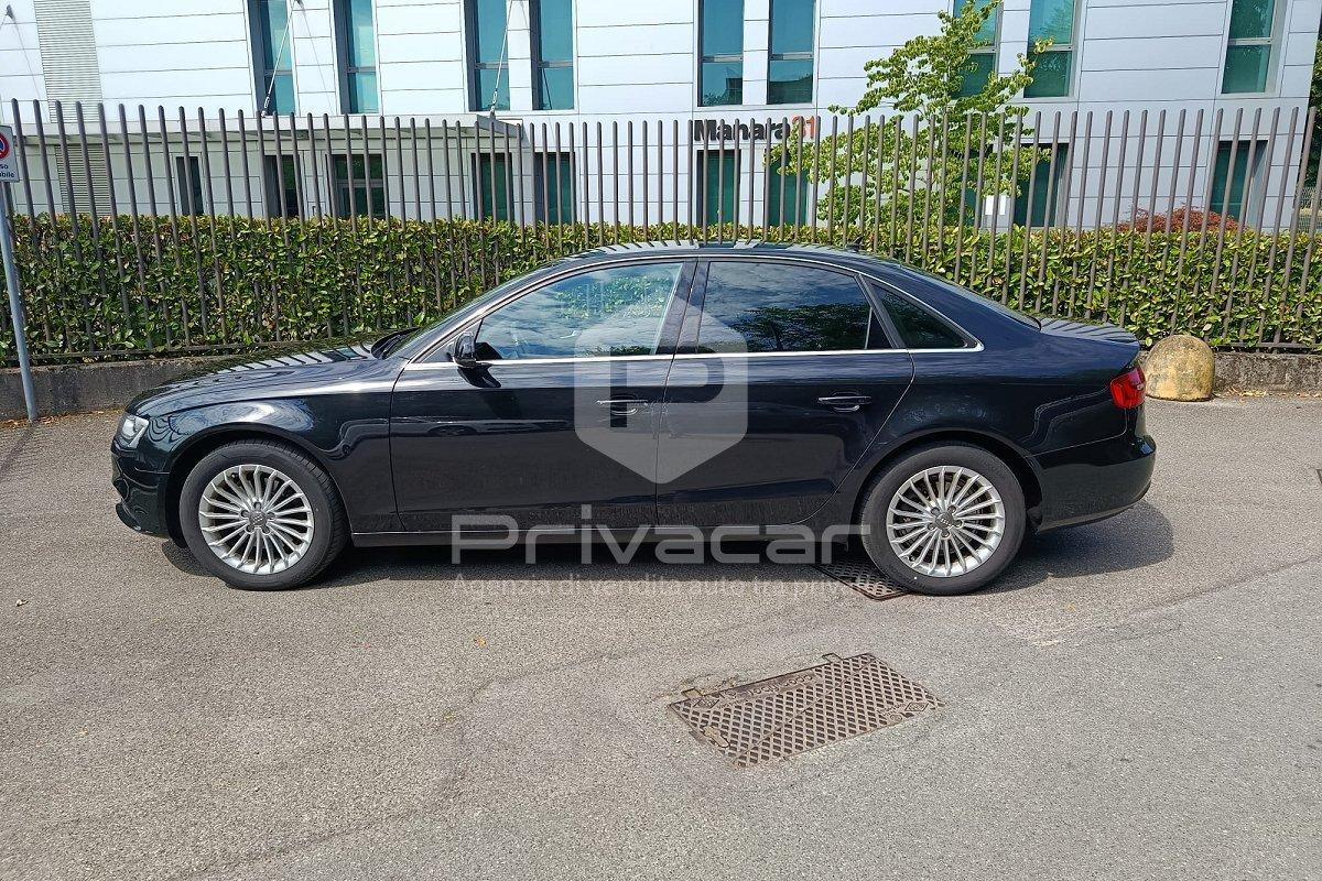 AUDI A4 2.0 TDI 120 CV Business