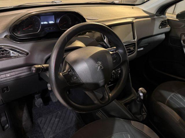 PEUGEOT 208 1.4 8V HDi 68CV 5P. Allure