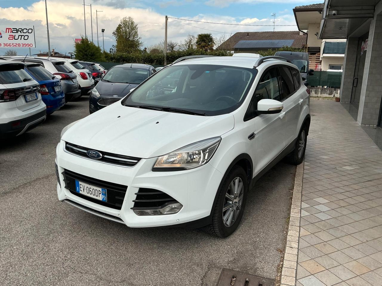 Ford Kuga 2.0 Diesel 4x4 Gancio Traino Neopatentati
