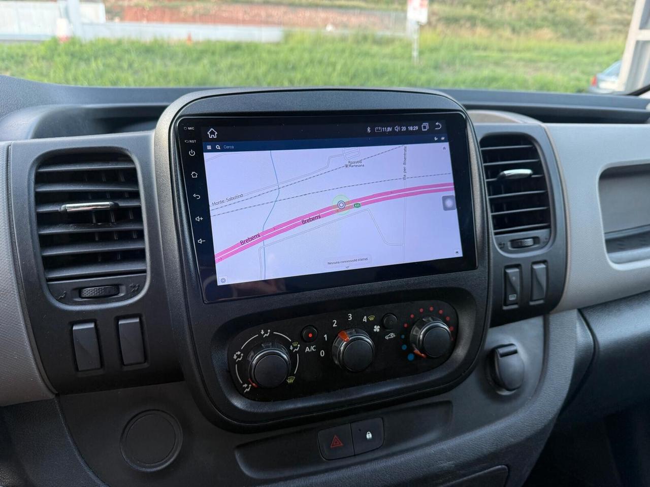 Renault trafic 1600 T27
