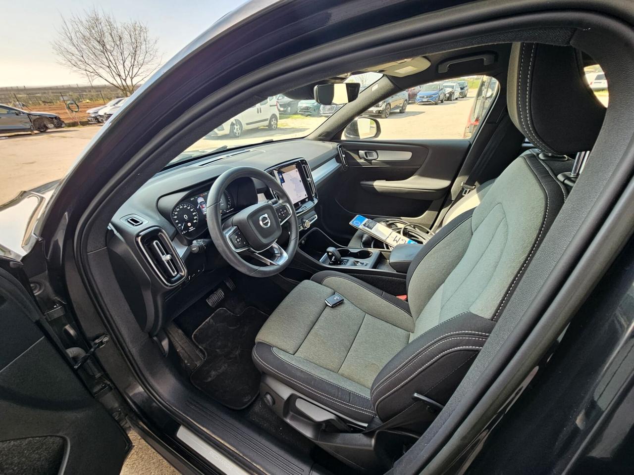 Volvo XC40 1.5 t4 recharge phev START GUASTO AL MOTORE