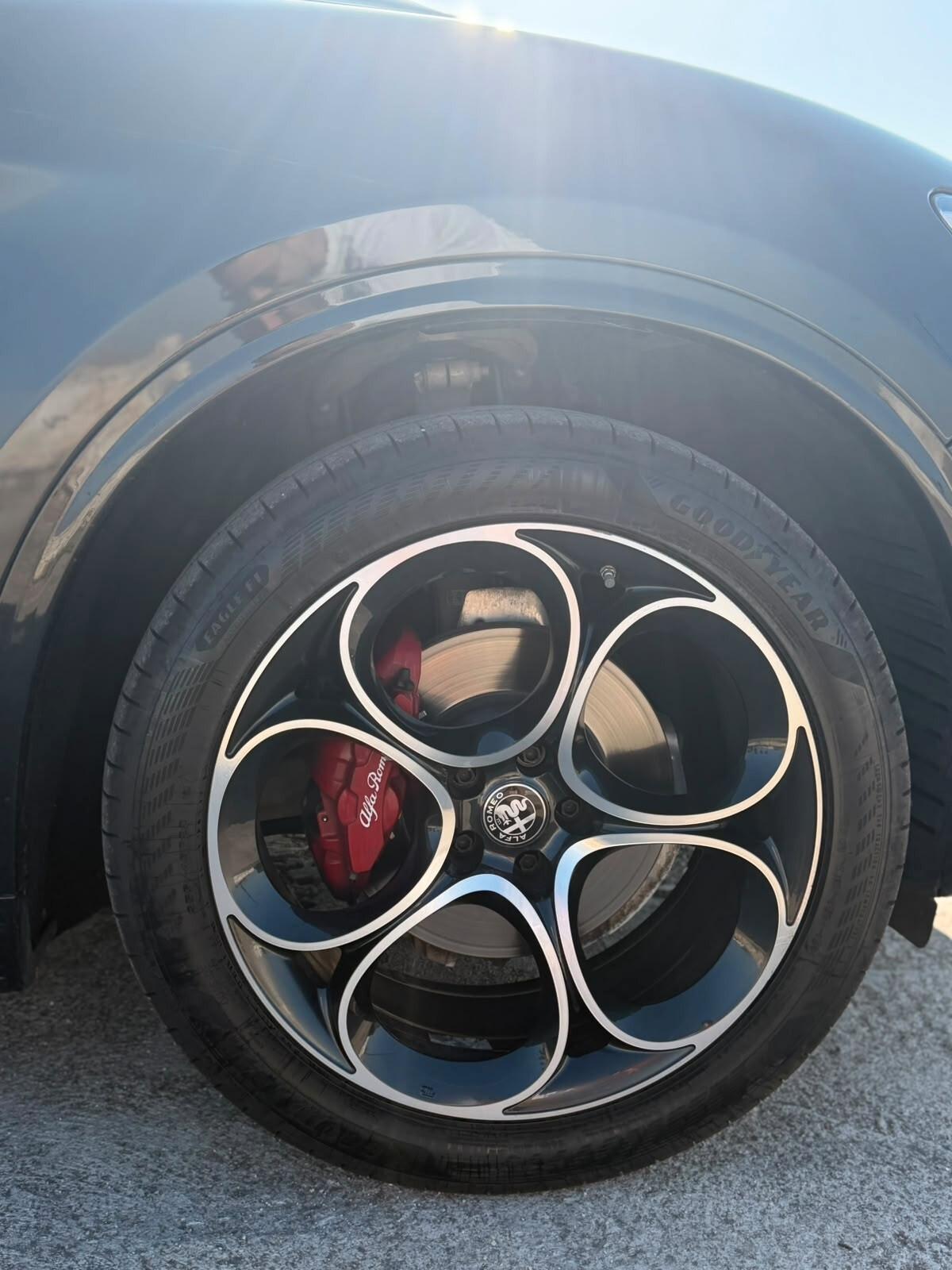Alfa Romeo Stelvio 2.2 Turbodiesel 210 CV AT8 Q4 Veloce