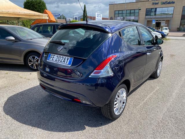LANCIA Ypsilon 1.2 69 CV 5 porte Silver 5 POSTI