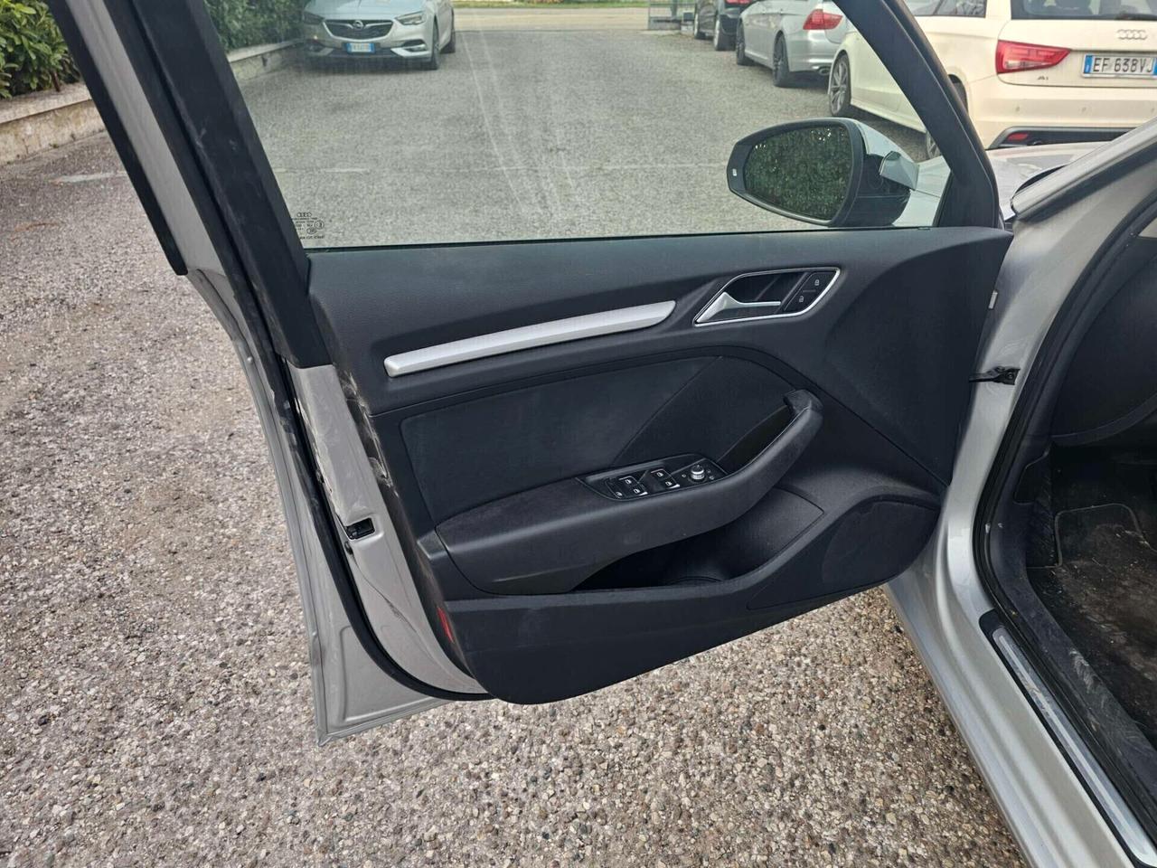 Audi A3 SPB 1.6 TDI clean diesel S tronic Ambition