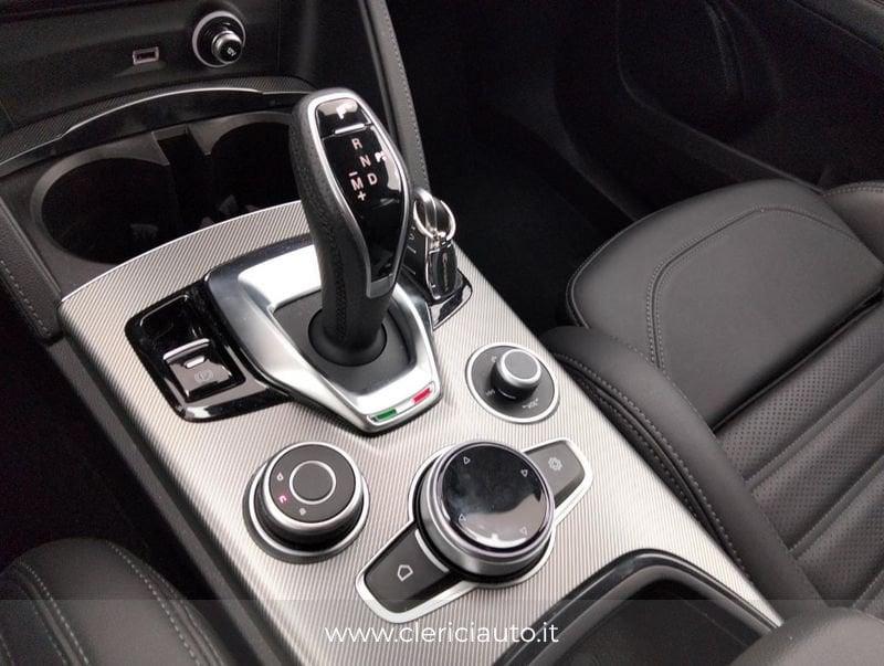 Alfa Romeo Stelvio 2.2 Turbodiesel 210 CV AT8 Q4 Veloce