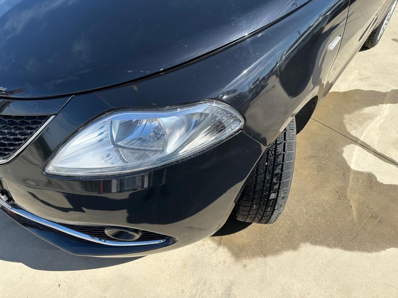 Lancia Ypsilon 1.2 GPL Gold