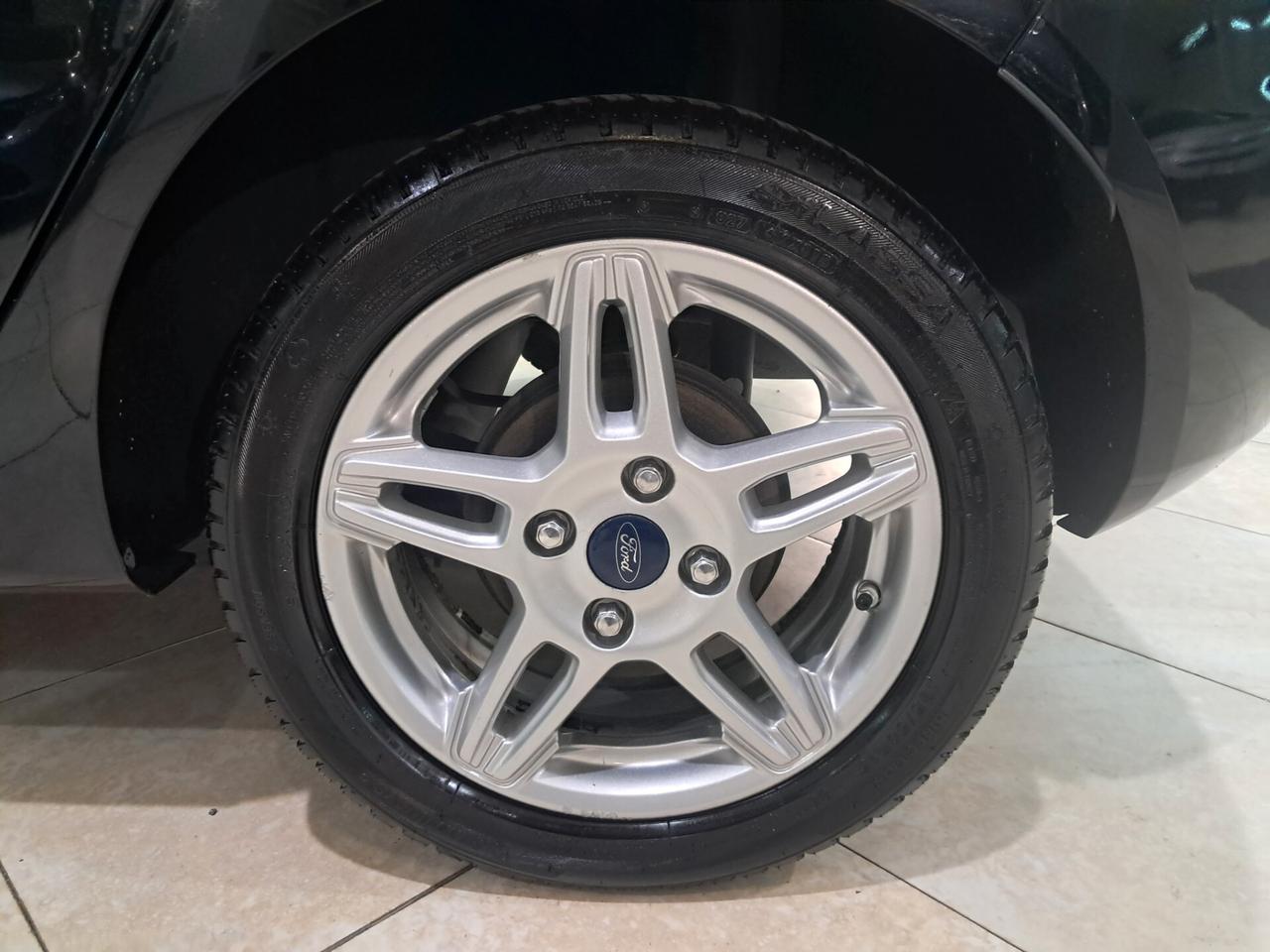Ford Fiesta 1.4 5p. Bz.- GPL Titanium