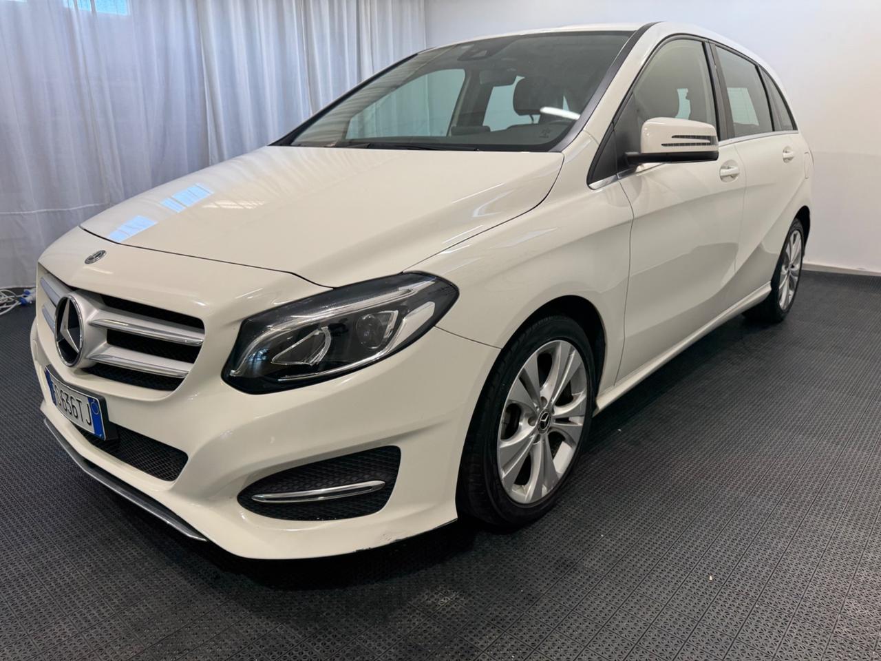 Mercedes-benz B 200 d Automatic Premium