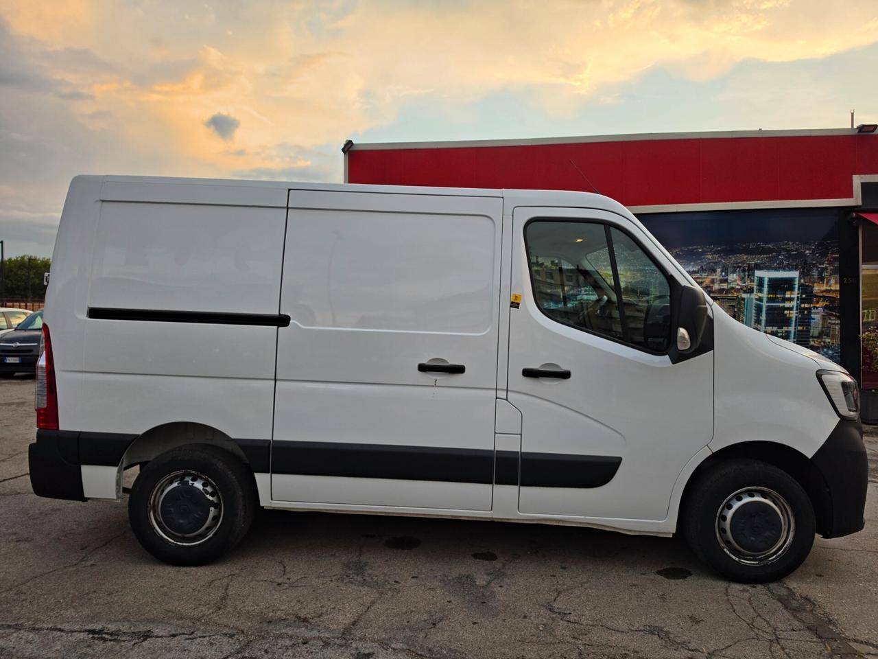 Renault Master T 28 2.3 dCi 135 PM Cabinato Energy Ice