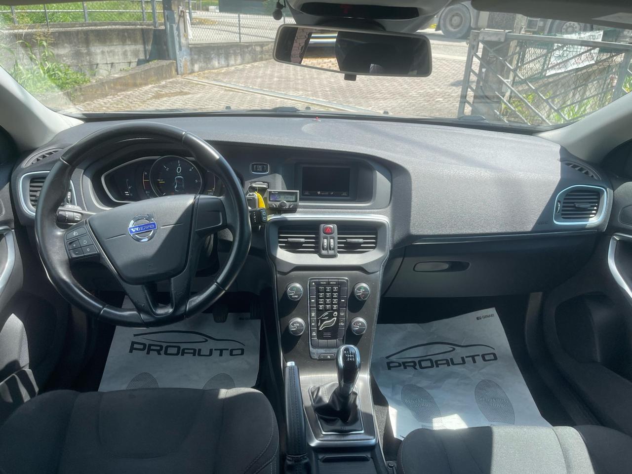 Volvo V40 D2 1.6 Momentum