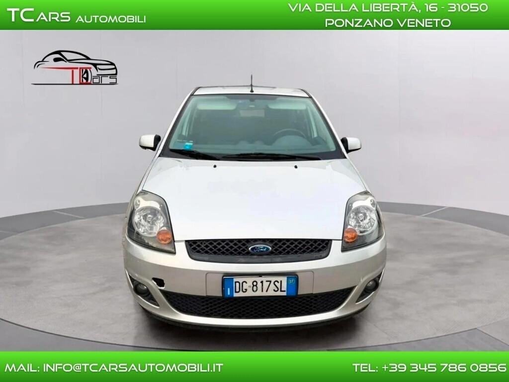 FORD FIESTA 1.2 BENZINA - APERTI TUTTO AGOSTO