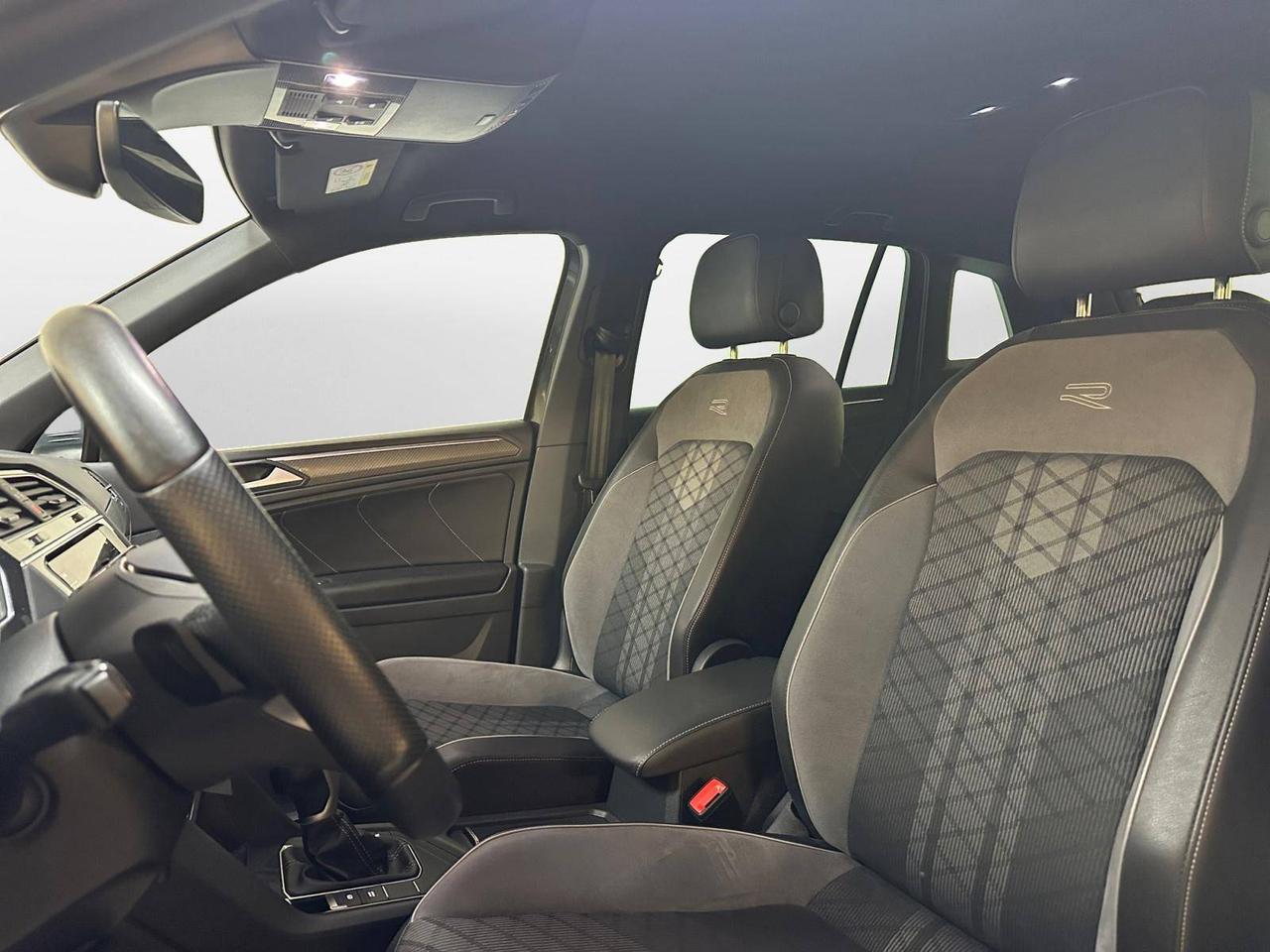 Volkswagen Tiguan 2.0 tdi R-Line 150cv