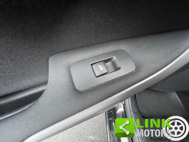 VOLVO V40 D2 Business Plus KIT DISTR SOST! TAGLIANDATA!