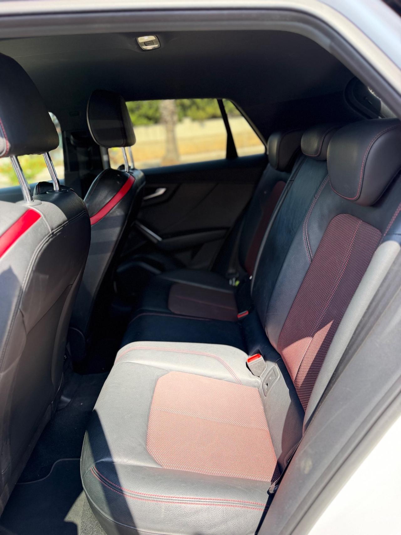 Audi Q2 35 TDI quattro S tronic line Edition