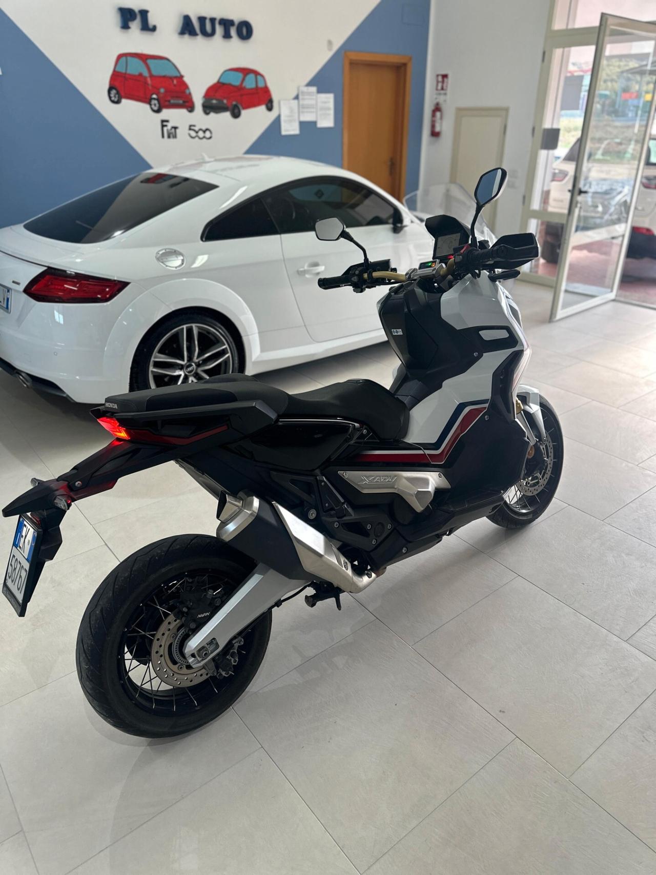 Honda X-ADV 750 sport